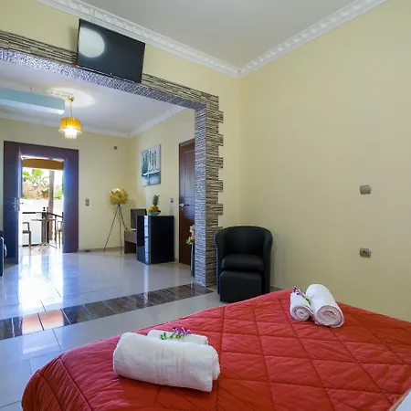 Paradice Luxury Suites-near Zorbas Beach-free Breakfast Stavrós