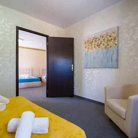 Paradice Luxury Suites-near Zorbas Beach-free Breakfast Hotel 4*