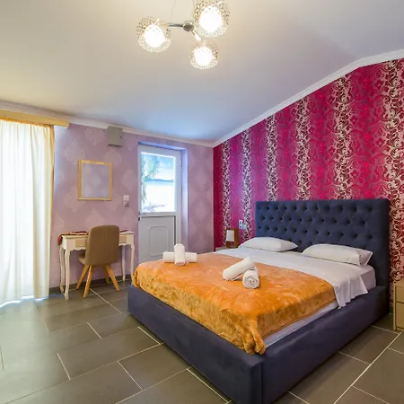 Paradice Luxury Suites-near Zorbas Beach-free Breakfast 4* Stavrós