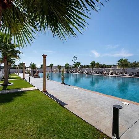 Paradice Luxury Suites-near Zorbas Beach-free Breakfast Hotel 4*