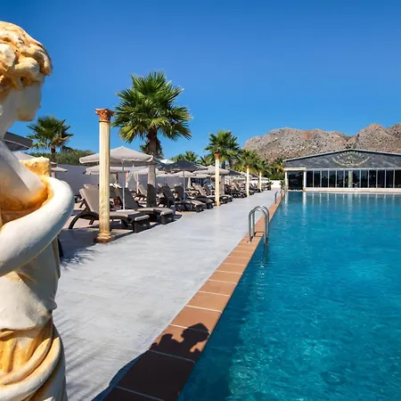 Paradice Luxury Suites-near Zorbas Beach-free Breakfast 4*