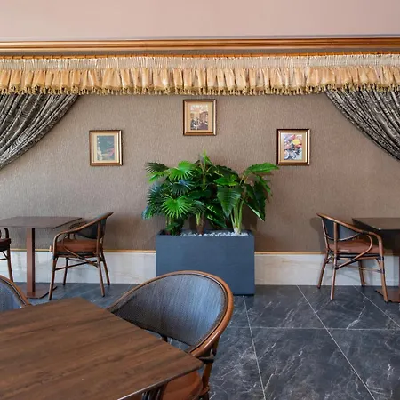 Paradice Luxury Suites-near Zorbas Beach-free Breakfast Hotel